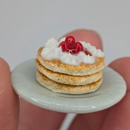 Dollhouse Pancakes | 1:12 Scale Miniature Food | Handmade Polymer Clay Breakfast Sweets (Syrup, Berries, Butter)