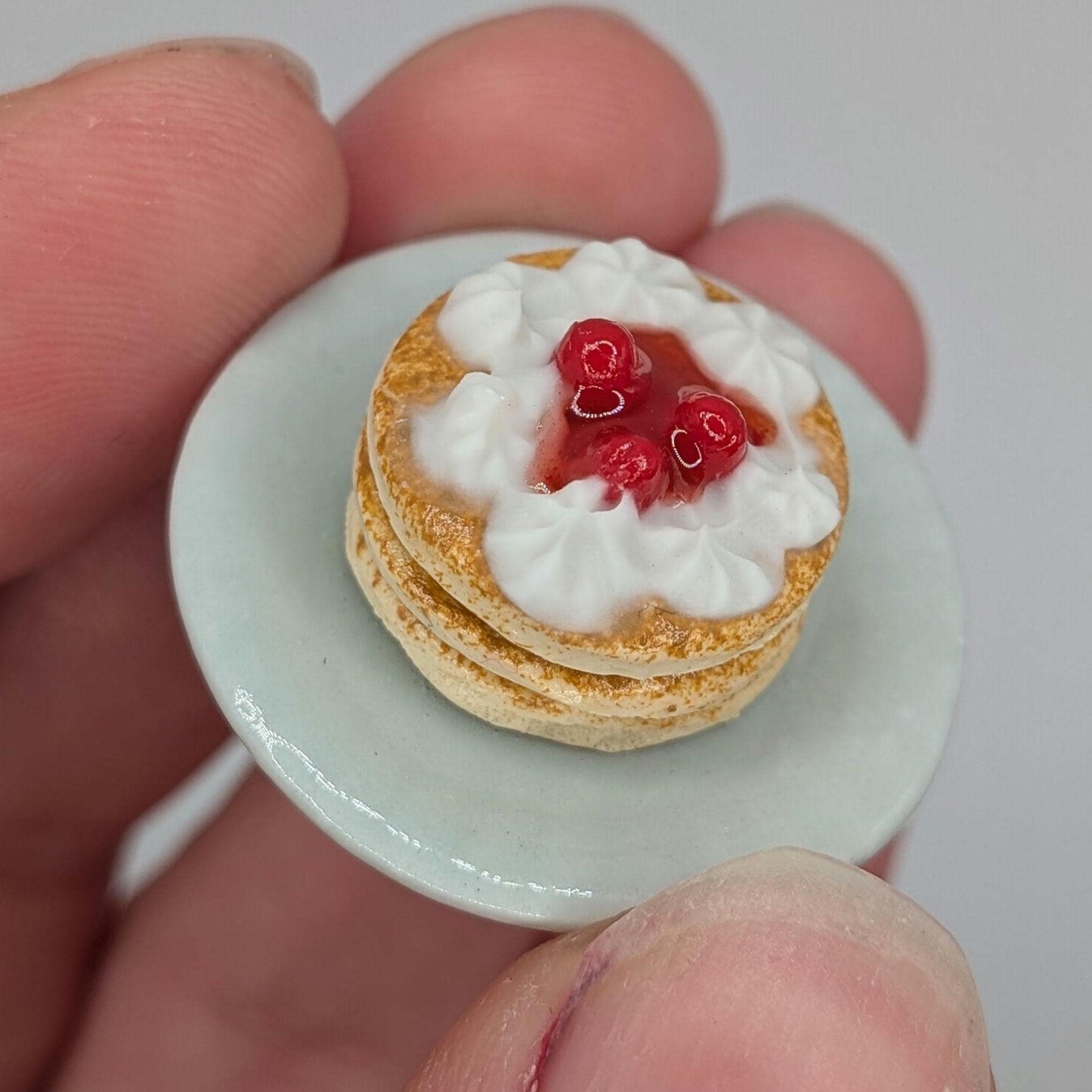 Dollhouse Pancakes | 1:12 Scale Miniature Food | Handmade Polymer Clay Breakfast Sweets (Syrup, Berries, Butter)